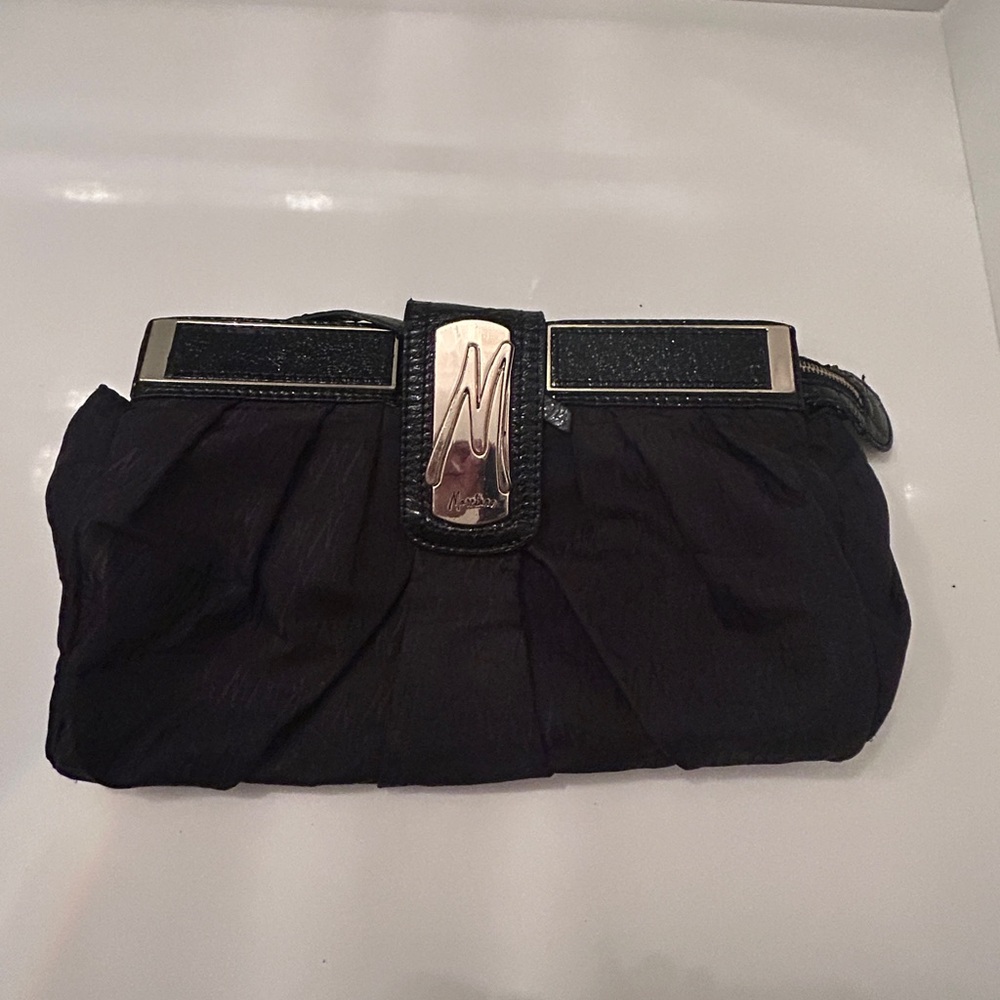 Marciano clutch